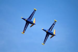 airshow-3482800_640 airshow-3482800_640